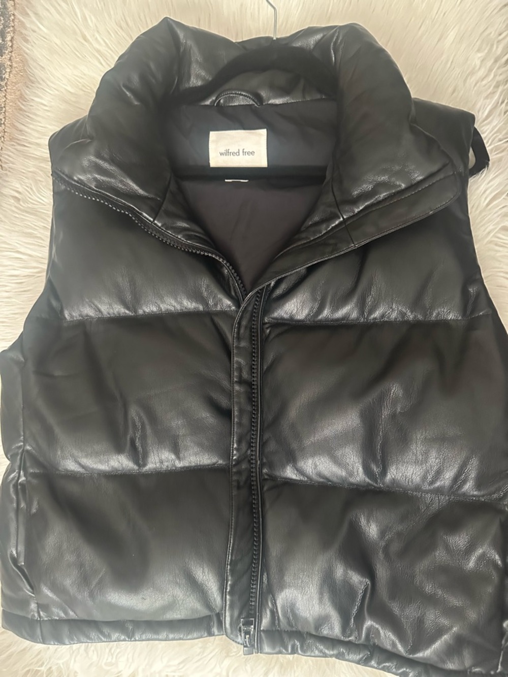 Aritizia Wilfred Free Quilted Puffer Vest